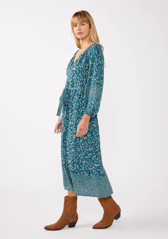 True Bloom Midi Dress Cozy Midi Dress with Pockets