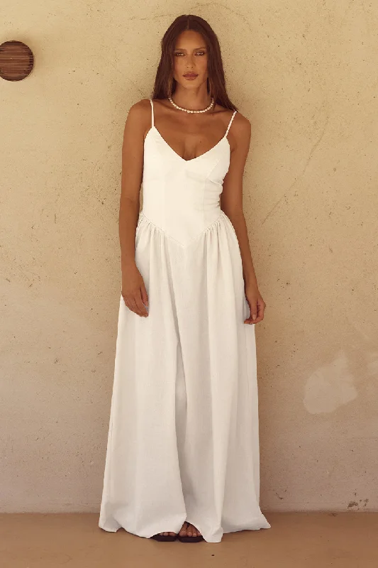 ZEPHY MAXI DRESS  - WHITE Elegant Maxi Dress with Slit