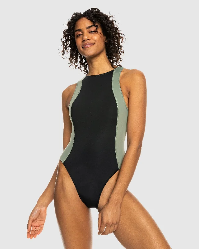 Womens Roxy Pro Wave Active One-Piece Swimsuit Swim Skirt Set